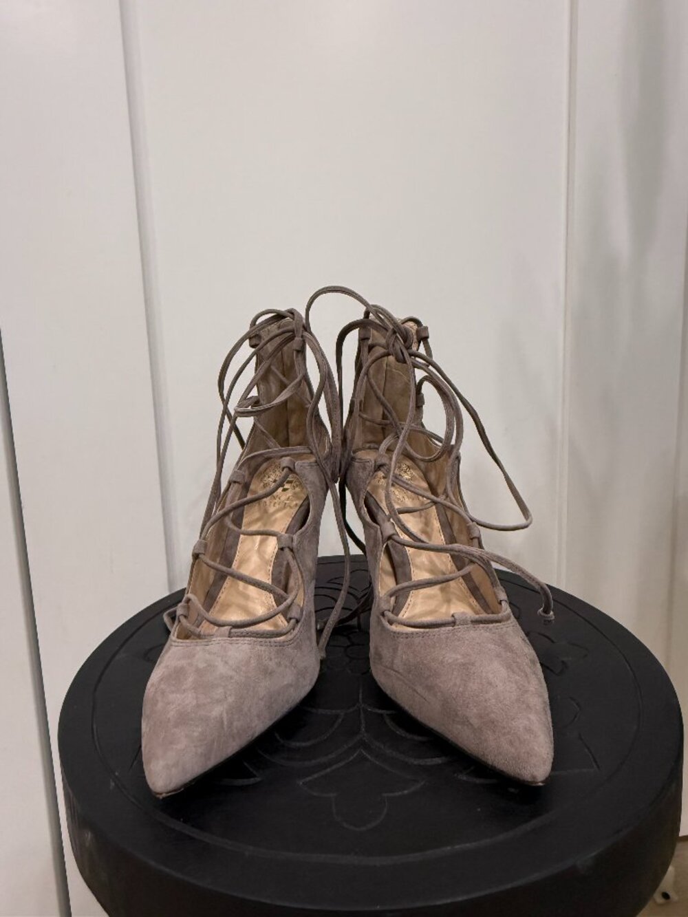 Vince Camuto Size 6 Taupe Suede Lace-Up Pointed Toe Heels 3inch